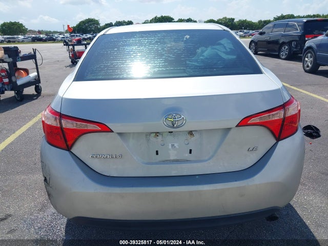 Toyota COROLLA LE 2018 2T1BURHEXJC027277 Image 16
