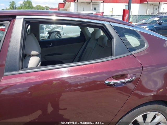 KIA Optima Lx 2017 5XXGT4L32HG123652 Image 21