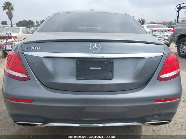 Mercedes-Benz E 300 2017 WDDZF4JB2HA013437 Image 16