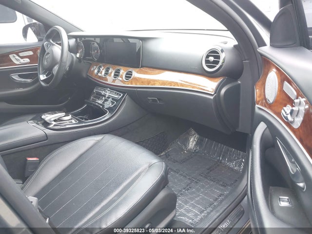 Mercedes-Benz E 300 2017 WDDZF4JB2HA013437 Image 5