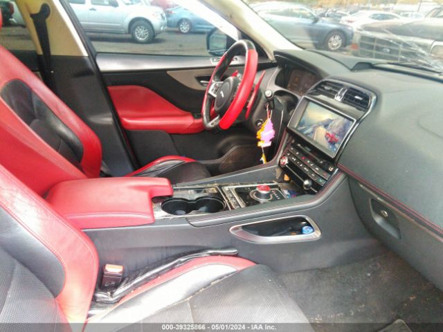 SADCM2BV5HA490113 Jaguar F-PACE S