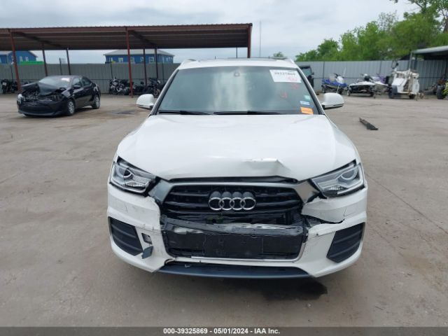 WA1ECCFS9HR010647 Audi Q3 2.0t Premium