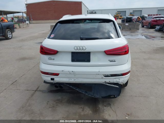 WA1ECCFS9HR010647 Audi Q3 2.0t Premium