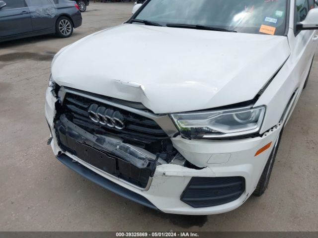 WA1ECCFS9HR010647 Audi Q3 2.0t Premium