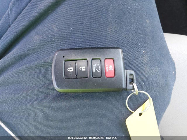 Toyota Rav4 Platinum 2017 2T3YFREV5HW357045 Image 11