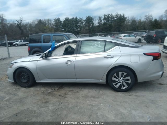 1N4BL4BVXLC198935 Nissan Altima S Fwd