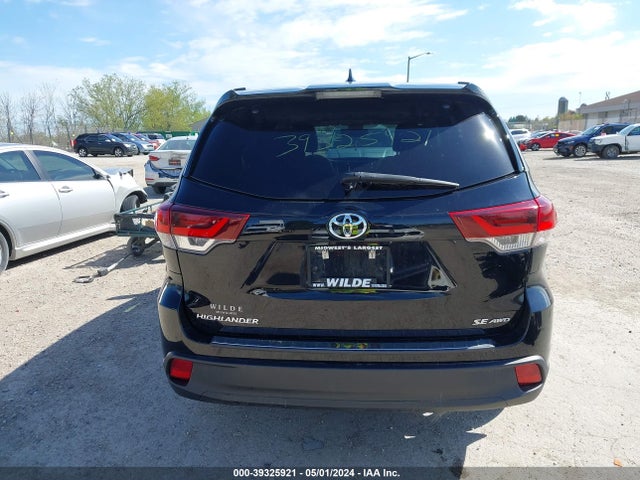 Toyota Highlander Se 2019 5TDJZRFH1KS607438 Image 16