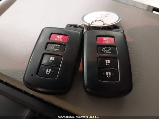 Toyota Highlander Xle 2018 5TDJZRFH0JS827670 Image 11