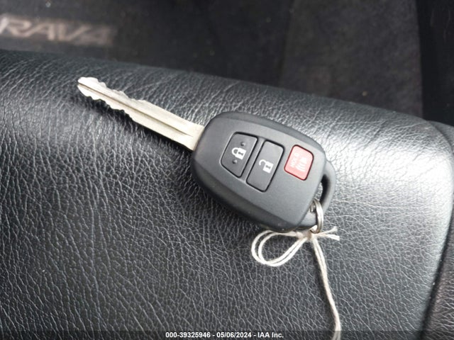 Toyota Rav4 Xle 2015 2T3RFREV2FW380462 Image 11