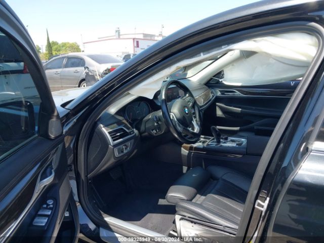 2019 BMW 740E WBA7J2C55KB246416 Photo 4