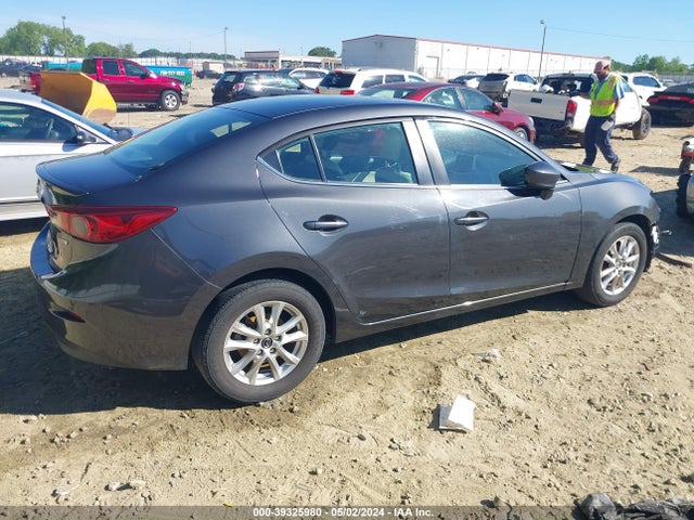 Mazda Mazda3 I Touring 2015 3MZBM1V73FM181249 Image 4