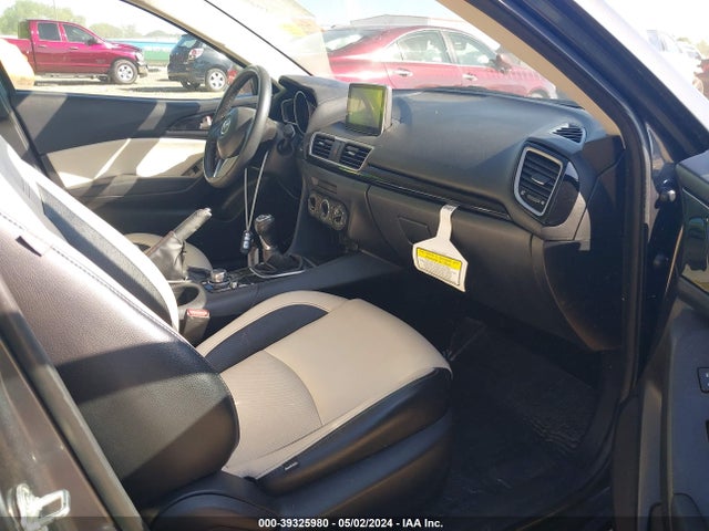 Mazda Mazda3 I Touring 2015 3MZBM1V73FM181249 Image 5