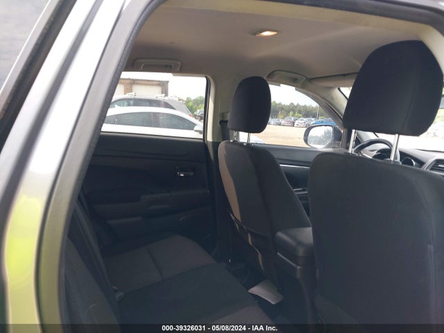 JA4AP3AU9KU024435 Mitsubishi Outlander Sport 2.0 Le