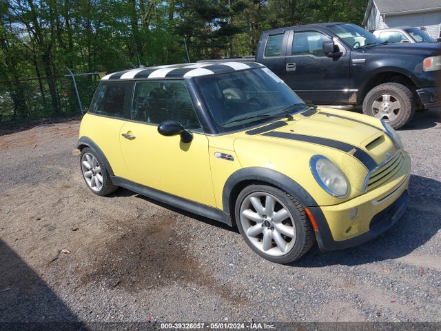 2005 MINI COOPER S WMWRE33585TL11258 Photo 0