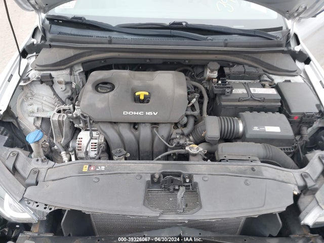 Hyundai ELANTRA SE 2017 5NPD84LF8HH098971 Image 10