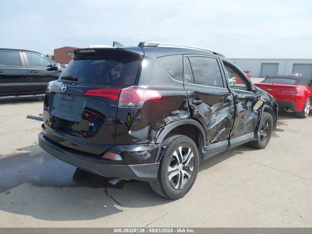 Toyota RAV4 LE 2017 2T3ZFREV1HW346225 Image 4