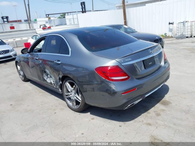 WDDZF4JB7HA050936 Mercedes-Benz E 300