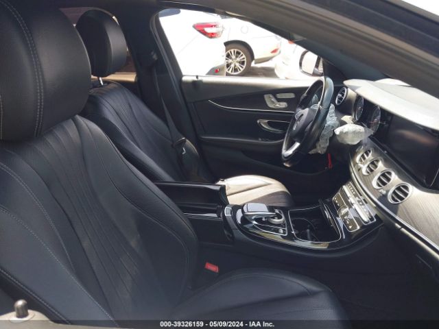 WDDZF4JB7HA050936 Mercedes-Benz E 300
