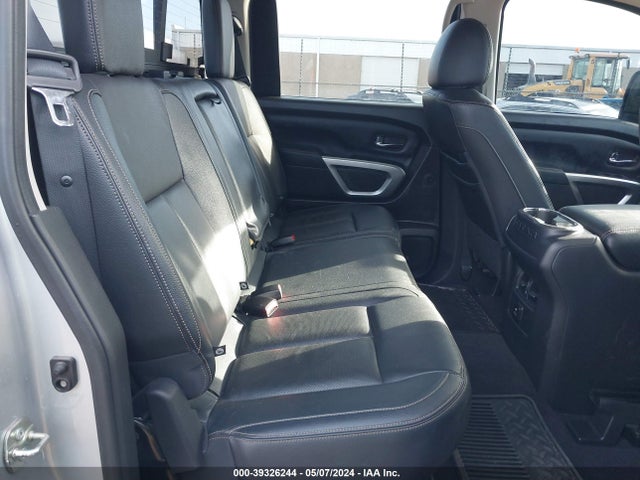 1N6BA1F28GN503824 Nissan Titan Xd Sl Diesel