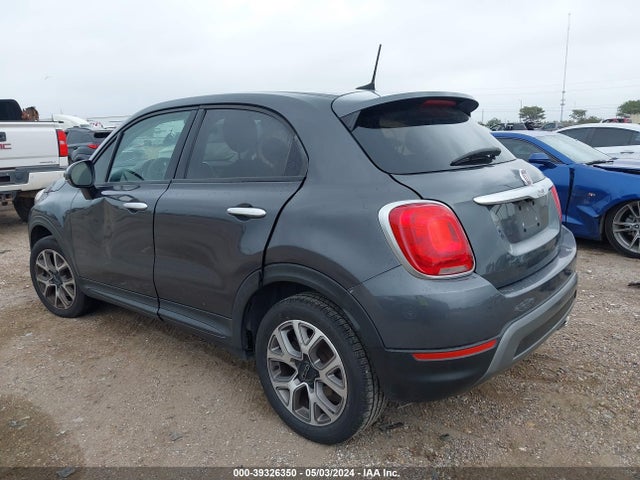 2018 FIAT 500X ZFBCFXCB5JP638810 Photo 2