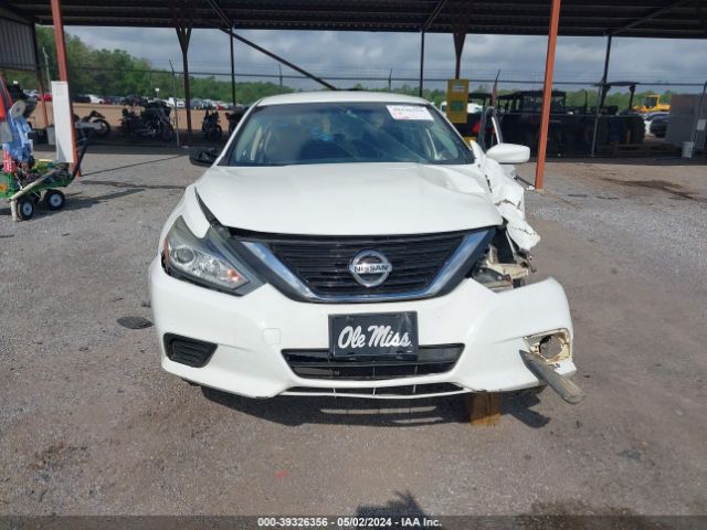 1N4AL3AP1HC475102 Nissan Altima 2.5 S