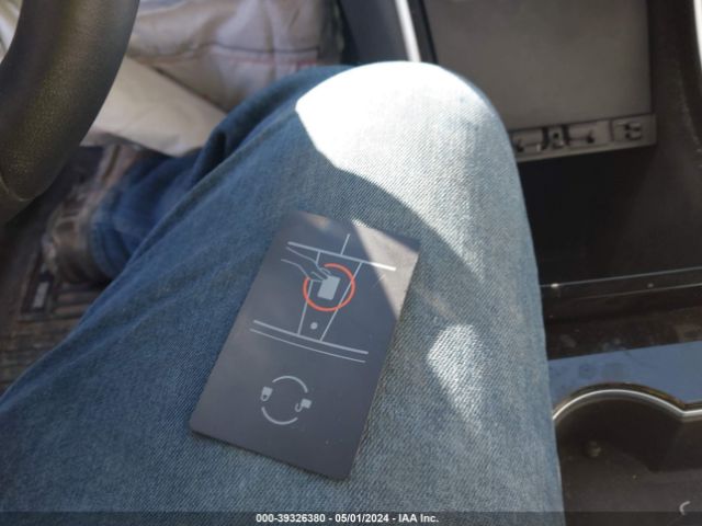 5YJ3E1EB2KF470095 Tesla Model 3 Long Range/performance