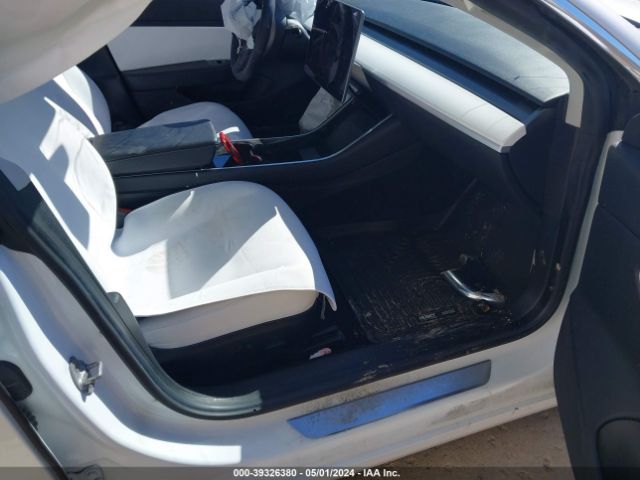 5YJ3E1EB2KF470095 Tesla Model 3 Long Range/performance