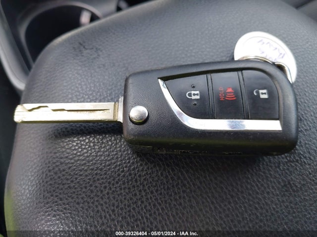 Toyota Rav4 Hybrid Le 2019 2T3MWRFVXKW032203 Image 11