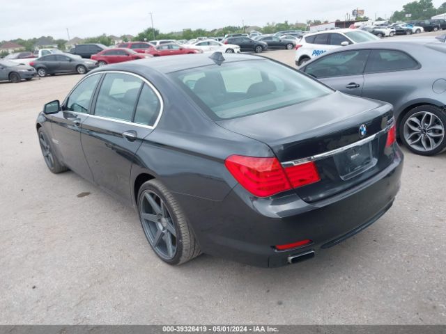 2011 BMW 750LI WBAKC8C53BC432599 Photo 2