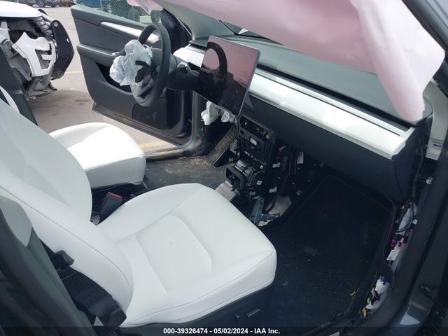 2023 TESLA MODEL Y 7SAYGAEE5PF759296 Photo 4