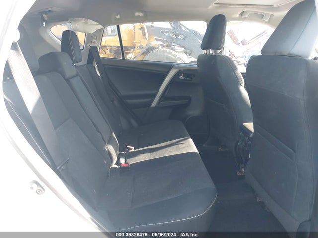 Toyota Rav4 Xle 2017 2T3WFREV7HW355143 Image 8