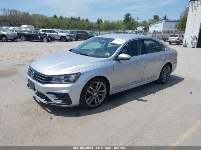 1VWAT7A33GC058980 Volkswagen Passat 1.8t R-line