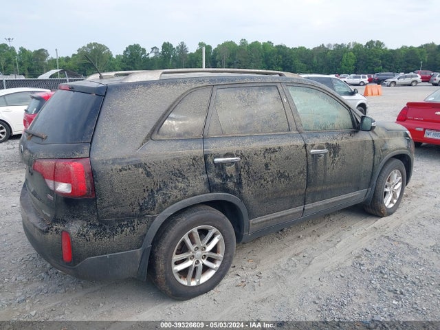 KIA Sorento Lx V6 2015 5XYKT4A71FG573396 Image 4