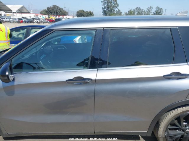 JA4J3UA86PZ042082 Mitsubishi Outlander Se Black Edition 2wd