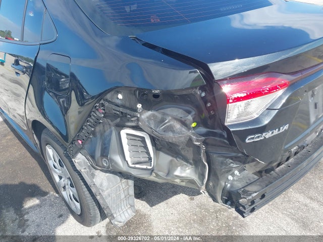Toyota COROLLA LE 2022 JTDEPMAE5NJ207021 Image 6