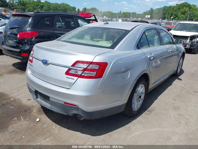 Ford TAURUS SE 2015 1FAHP2D81FG115223 Image 4