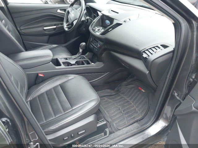 Ford Escape Titanium 2017 1FMCU9J90HUE34146 Image 5