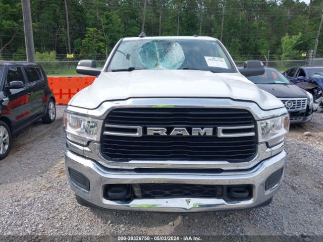 3C6UR5JL9KG666518 RAM 2500 Big Horn  4x4 8' Box