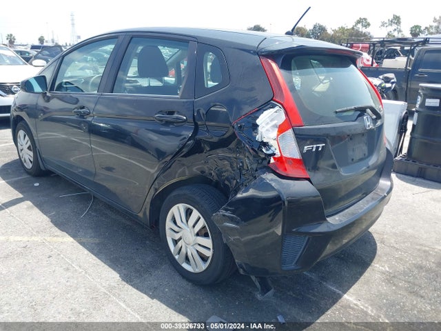Honda FIT LX 2015 3HGGK5G51FM750246 Image 3