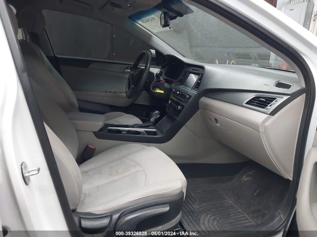Hyundai SONATA SE 2016 5NPE24AF3GH340461 Image 5