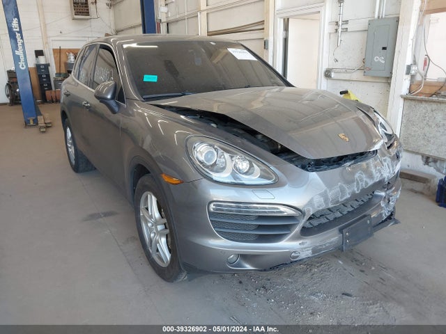 2011 PORSCHE CAYENNE WP1AB2A28BLA43074 Photo 0