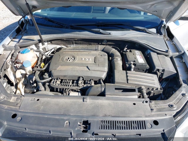 1VWAT7A30EC036237 Volkswagen Passat 1.8t Wolfsburg Edition