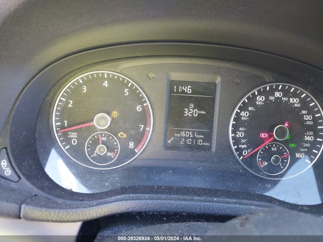 1VWAT7A30EC036237 Volkswagen Passat 1.8t Wolfsburg Edition