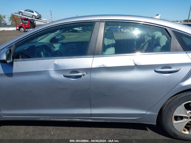 Hyundai SONATA SE 2015 5NPE24AF4FH186650 Image 14
