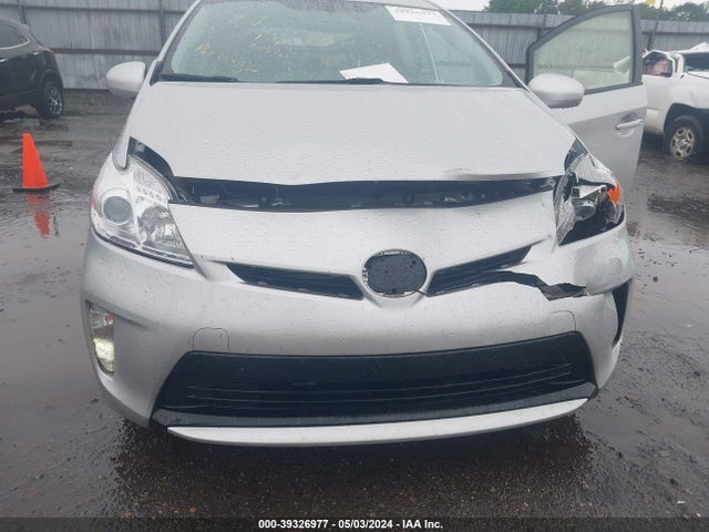 Toyota Prius Four 2014 JTDKN3DU4E1776030 Image 12