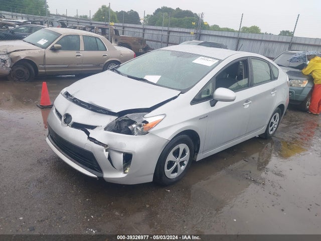 Toyota Prius Four 2014 JTDKN3DU4E1776030 Image 2