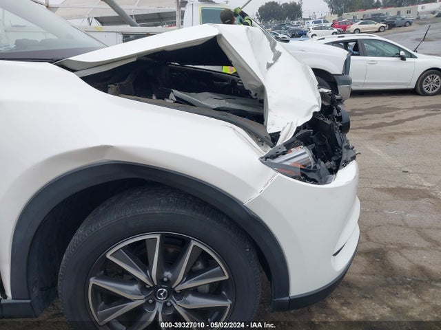 Mazda Cx-5 Grand Touring 2018 JM3KFBDM3J1373620 Image 6