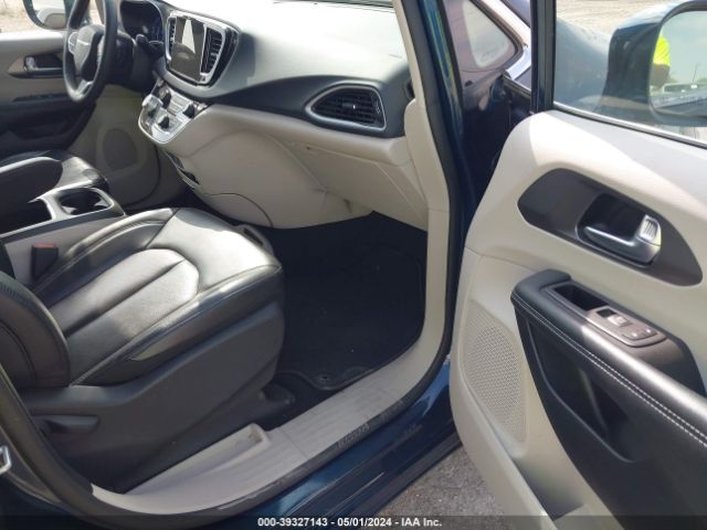 2022 CHRYSLER PACIFICA 2C4RC1BGXNR233380 Photo 4
