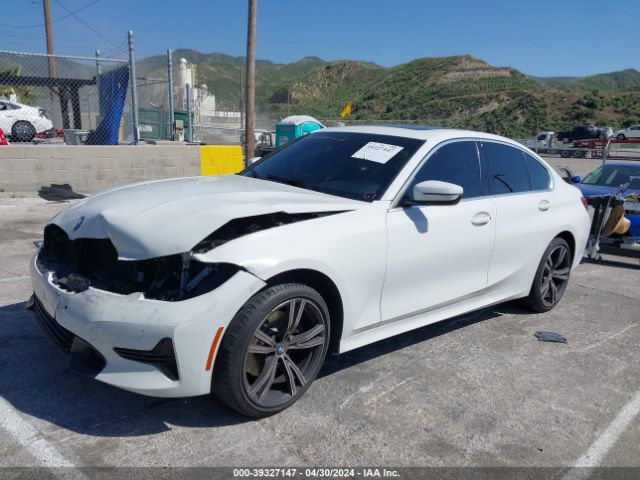 3MW5R1J04M8C12716 BMW 330I