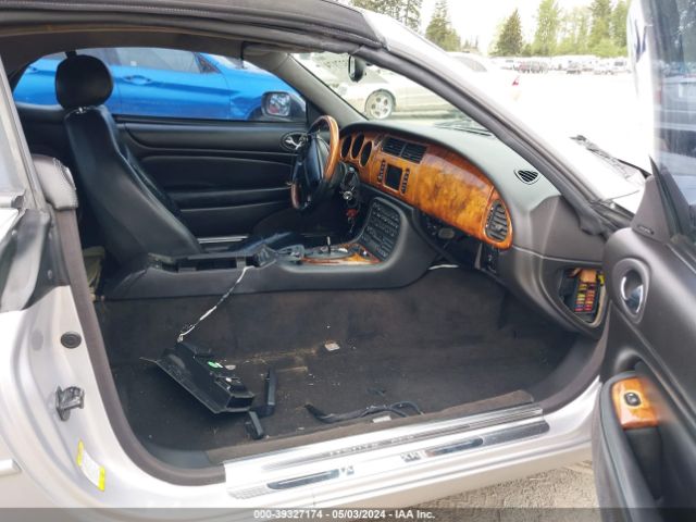 2002 JAGUAR XKR SAJDA42B22PA25338 Photo 4